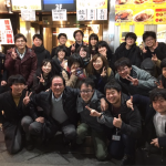 忘年会!!
卒業生の秋山くん、金本さん、後藤さん、森田くん、目黒くんが駆けつけてくれました!